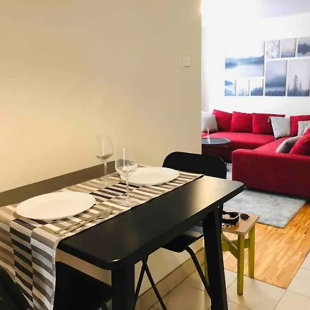 Newly Renovated In The Heart Of Old Town Apartment Riga